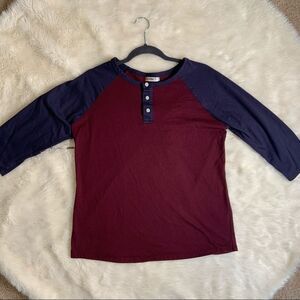 Sz Med Red & Blue Quarter Sleeve Shirt